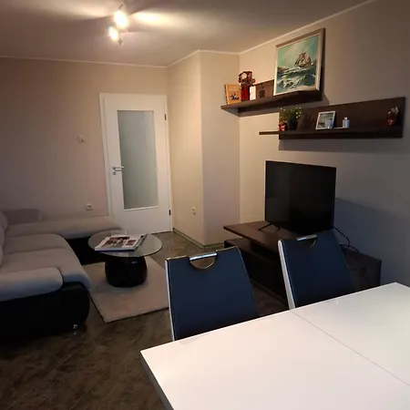 Petar Gembeshev Apartmán Varna