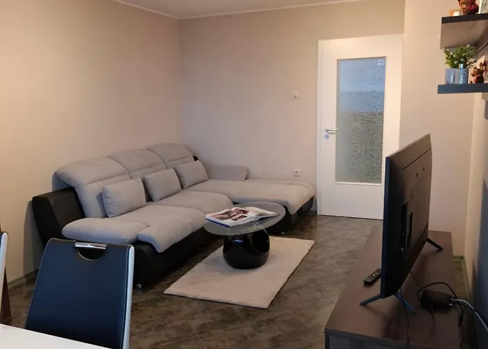 Petar Gembeshev * 瓦爾納